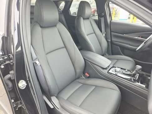 Certified 2025 MAZDA CX-30 AWD 2.5 S w/ Select Sport Pkg image 12