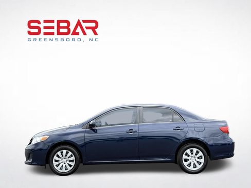 Used 2013 Toyota Corolla LE FWD image 11