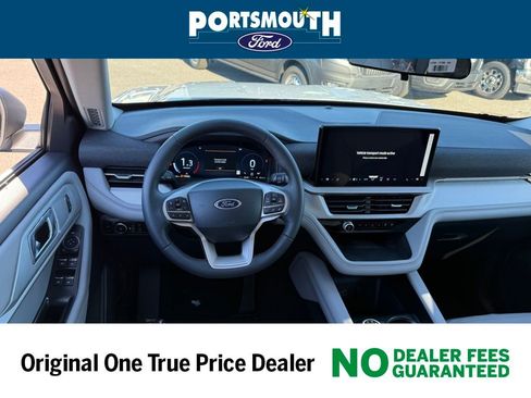 New 2026 Ford Explorer Active image 7