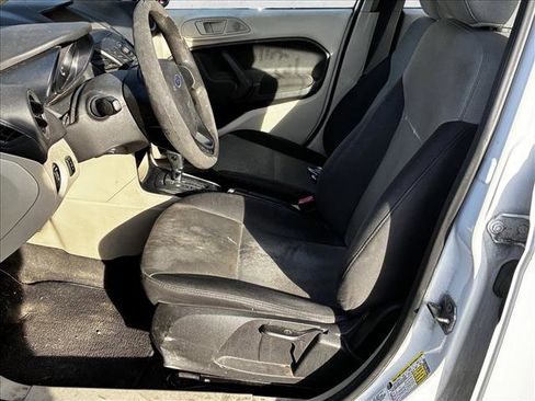Used 2013 Ford Fiesta S image 11