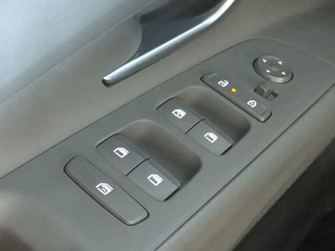 Used 2025 Hyundai Elantra Sport image 21