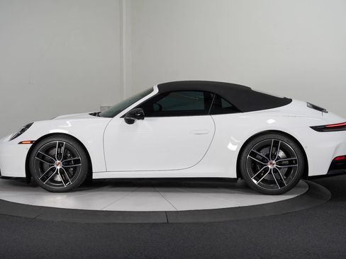 Used 2026 Porsche 911 GTS image 7