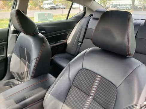 Used 2023 Nissan Altima 2.5 SR FWD image 34