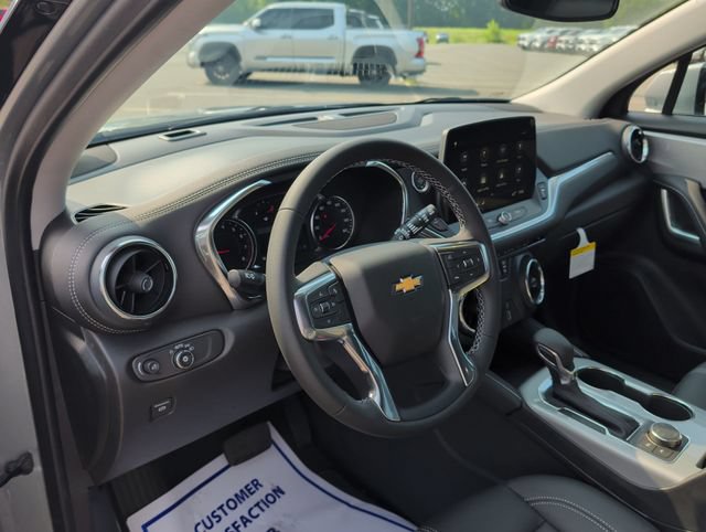 New 2026 Chevrolet Blazer LT AWD/4WD image 10
