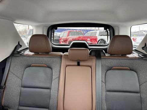 Used 2023 Ford Bronco Sport Outer Banks w/ Tech Package image 32