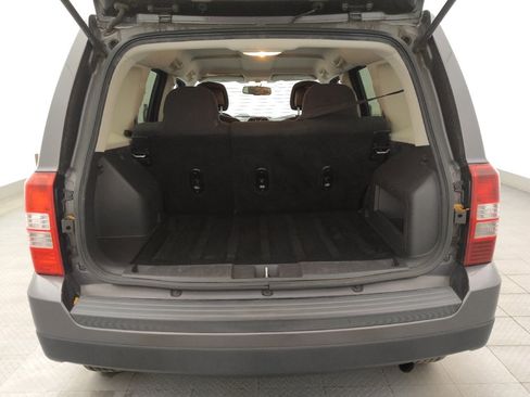Used 2016 Jeep Patriot Sport w/ Power Value Group FWD image 29