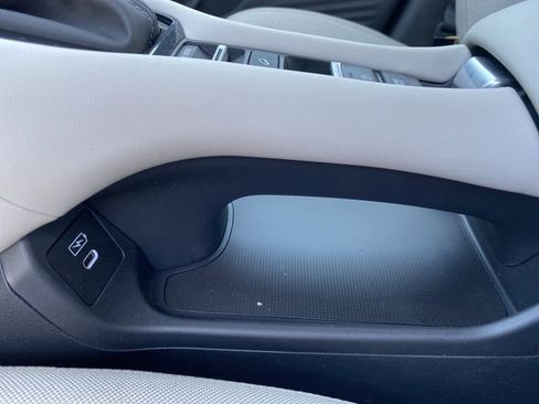 New 2026 Honda HR-V LX image 38