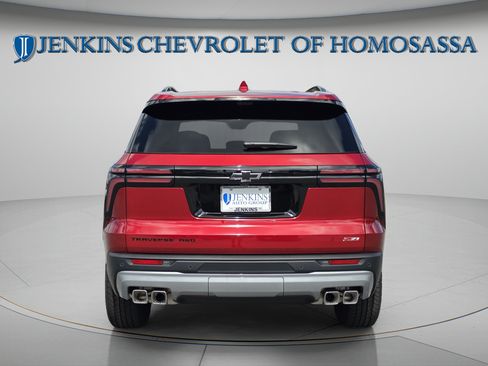 New 2027 Chevrolet Traverse Z71 w/ Enhanced Driving Package AWD/4WD image 6