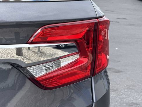 Used 2018 Honda Odyssey Elite image 16