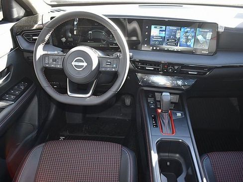 New 2026 Nissan Kicks SR w/ SR Premium Package image 9