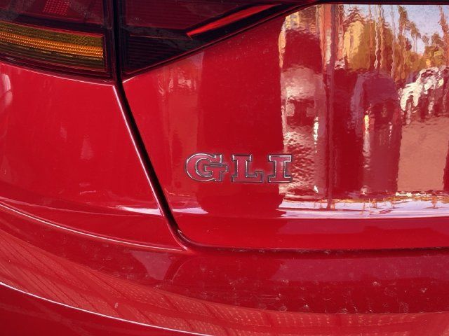 Used 2019 Volkswagen Jetta GLI Autobahn FWD image 11