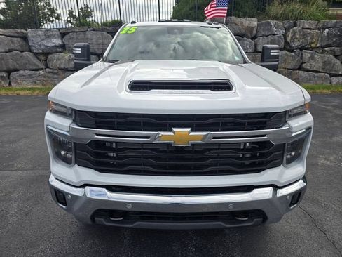 Used 2025 Chevrolet Silverado 3500 LT w/ All Star Edition AWD/4WD image 9