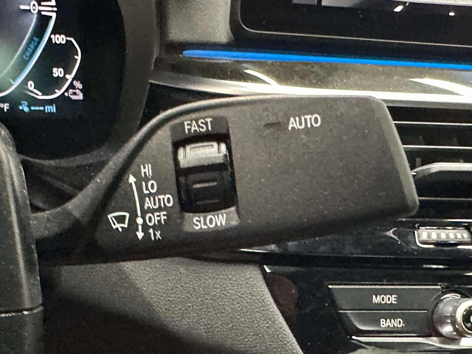 Used 2023 BMW 530e xDrive w/ Convenience Package AWD/4WD image 34