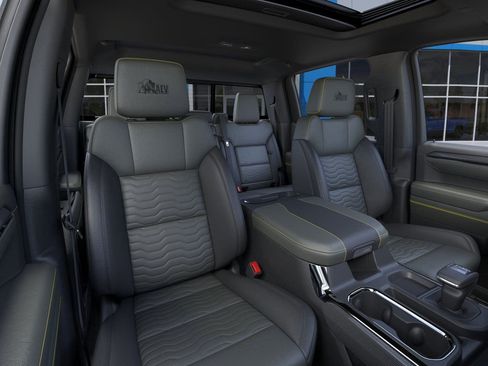 New 2026 Chevrolet Silverado 1500 ZR2 image 16