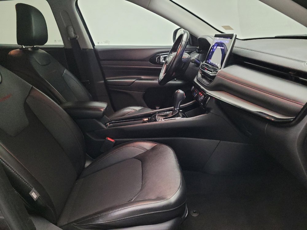 Used 2022 Jeep Compass Trailhawk w/ Trailhawk Convenience Group AWD/4WD image 21