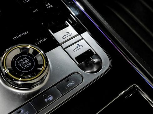 Used 2020 Bentley Continental GT image 27