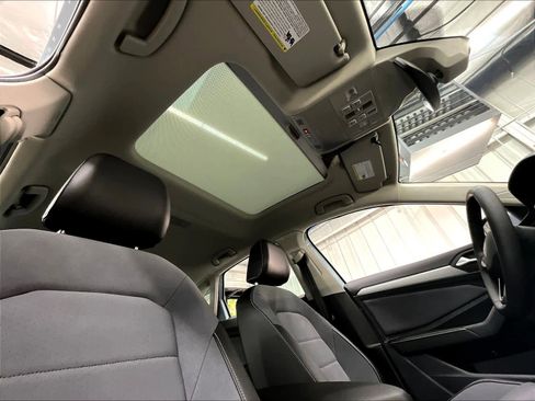 New 2026 Volkswagen Jetta SE image 27