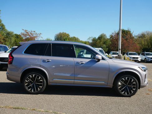 New 2026 Volvo XC90 B5 Plus image 2