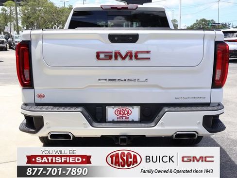 Used 2022 GMC Sierra 1500 Denali AWD/4WD image 7