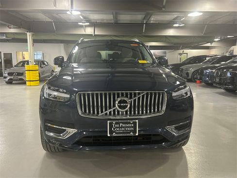 Certified 2024 Volvo XC90 B6 Plus image 6