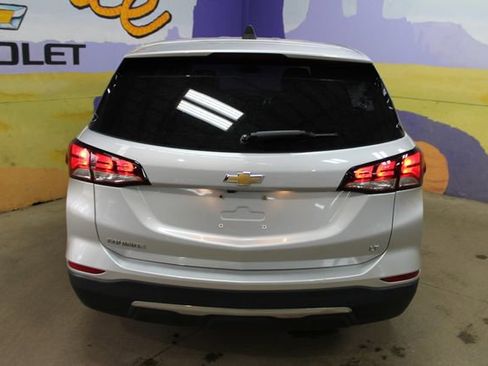 Used 2022 Chevrolet Equinox LT FWD image 7