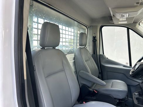 Used 2018 Ford Transit 250 138 image 17