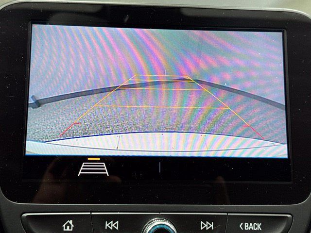 Used 2020 Chevrolet Malibu LS FWD image 3