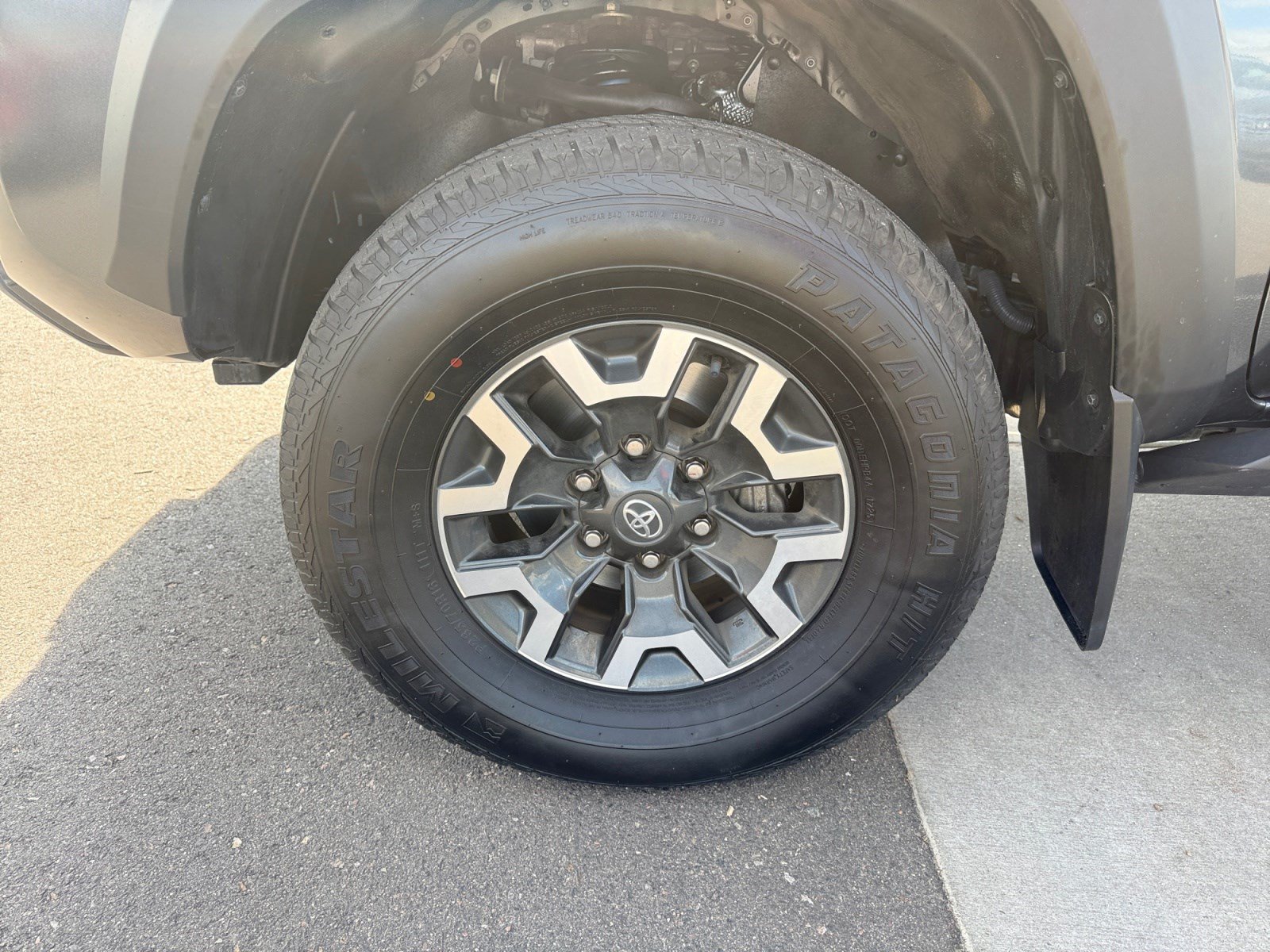 Used 2023 Toyota Tacoma TRD Off-Road AWD/4WD image 24