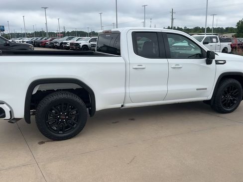 Used 2023 GMC Sierra 1500 Elevation RWD image 8