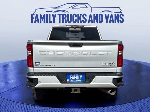 Used 2021 Chevrolet Silverado 3500 High Country w/ Z71 Off-Road Package image 4