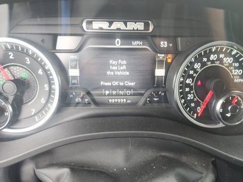 Used 2023 RAM 1500 Laramie AWD/4WD image 10