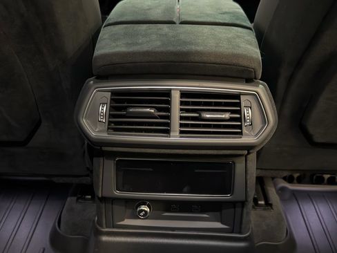 Used 2024 Lamborghini Urus Performante image 36