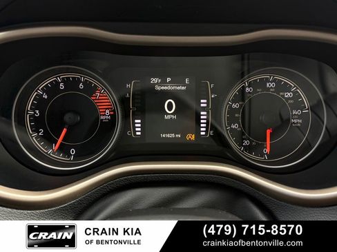 Used 2018 Jeep Cherokee Latitude w/ Altitude Package image 15