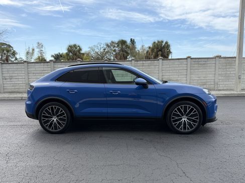 New 2026 Porsche Macan Electric image 7