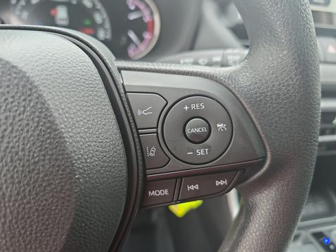 Used 2024 Toyota RAV4 LE FWD image 16