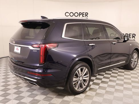 Used 2022 Cadillac XT6 Premium Luxury w/ LPO, Floor Liner Package AWD/4WD image 23