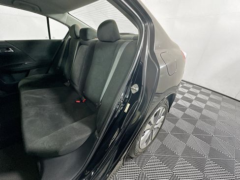 Used 2013 Honda Accord LX image 25