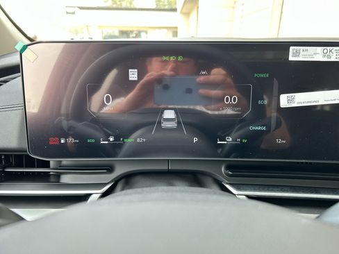 New 2027 Kia Carnival SX w/ Dark Edition Package FWD image 28
