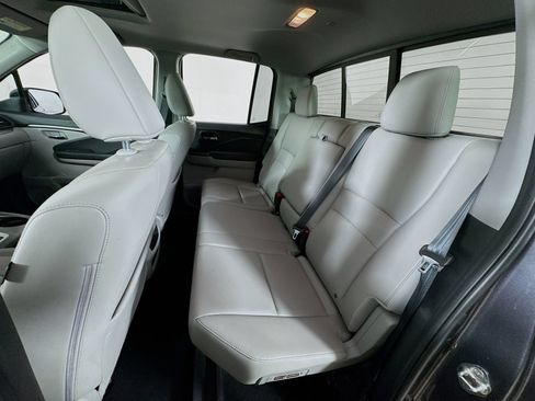 Used 2019 Honda Ridgeline RTL image 18