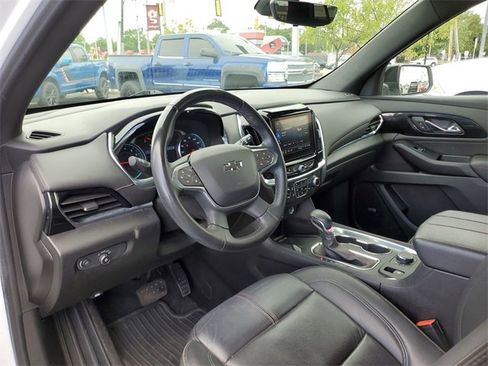 Certified 2023 Chevrolet Traverse RS image 10