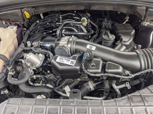 Used 2023 Jeep Grand Cherokee Limited image 24