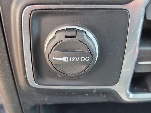 Used 2019 Jeep Wrangler Unlimited Sport S AWD/4WD image 29