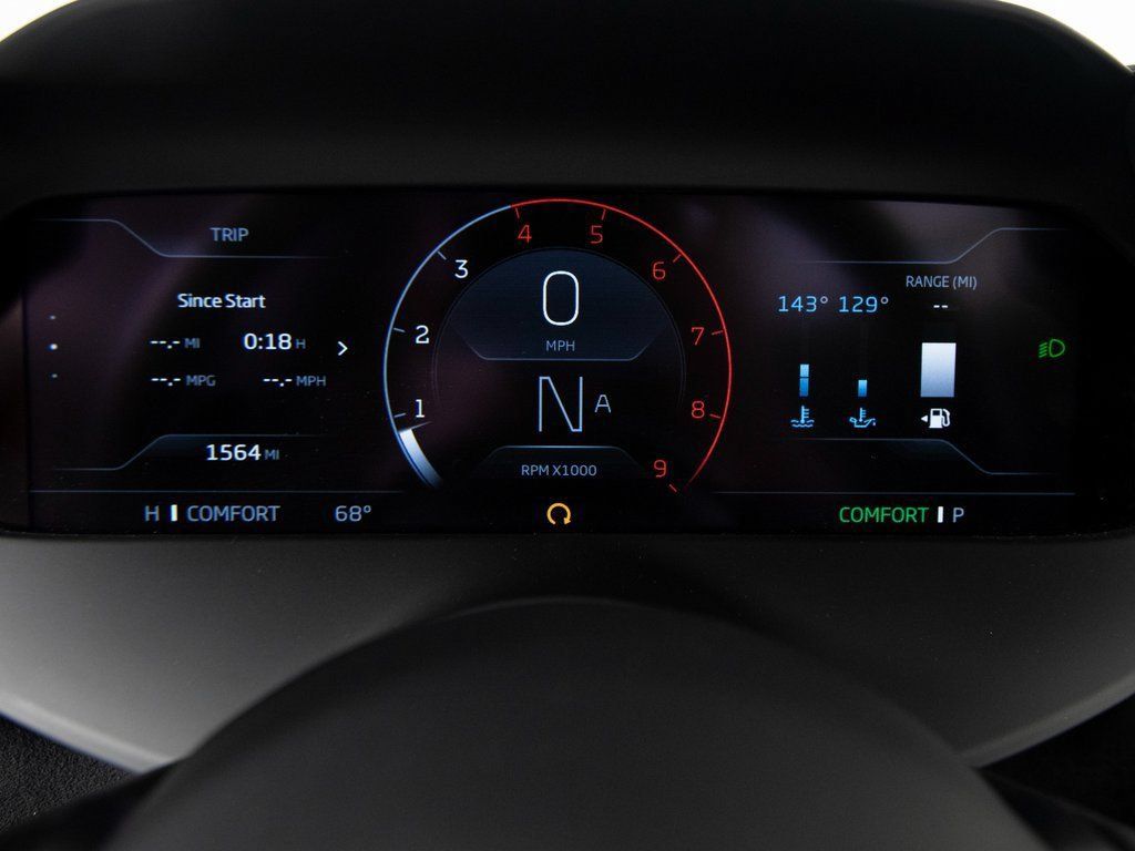 Used 2025 McLaren 750S RWD image 16