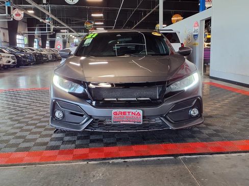 Used 2021 Honda Civic Sport image 2