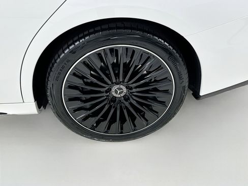 New 2026 Mercedes-Benz E 350 4MATIC Sedan image 33