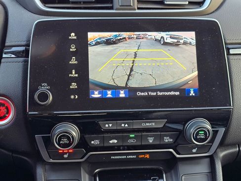 Used 2018 Honda CR-V Touring image 18