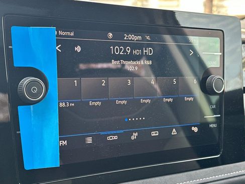 New 2026 Volkswagen Taos SE image 17