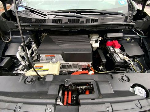 Used 2021 Nissan Leaf SL Plus image 28