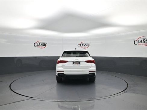 Used 2021 Audi Q3 2.0T Premium w/ Convenience Package image 8