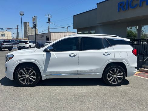 Used 2018 GMC Terrain Denali w/ Comfort Package FWD image 6